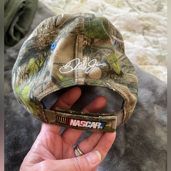 Dale Jr, 88 ball cap - Nascar - Picture 4 of 4